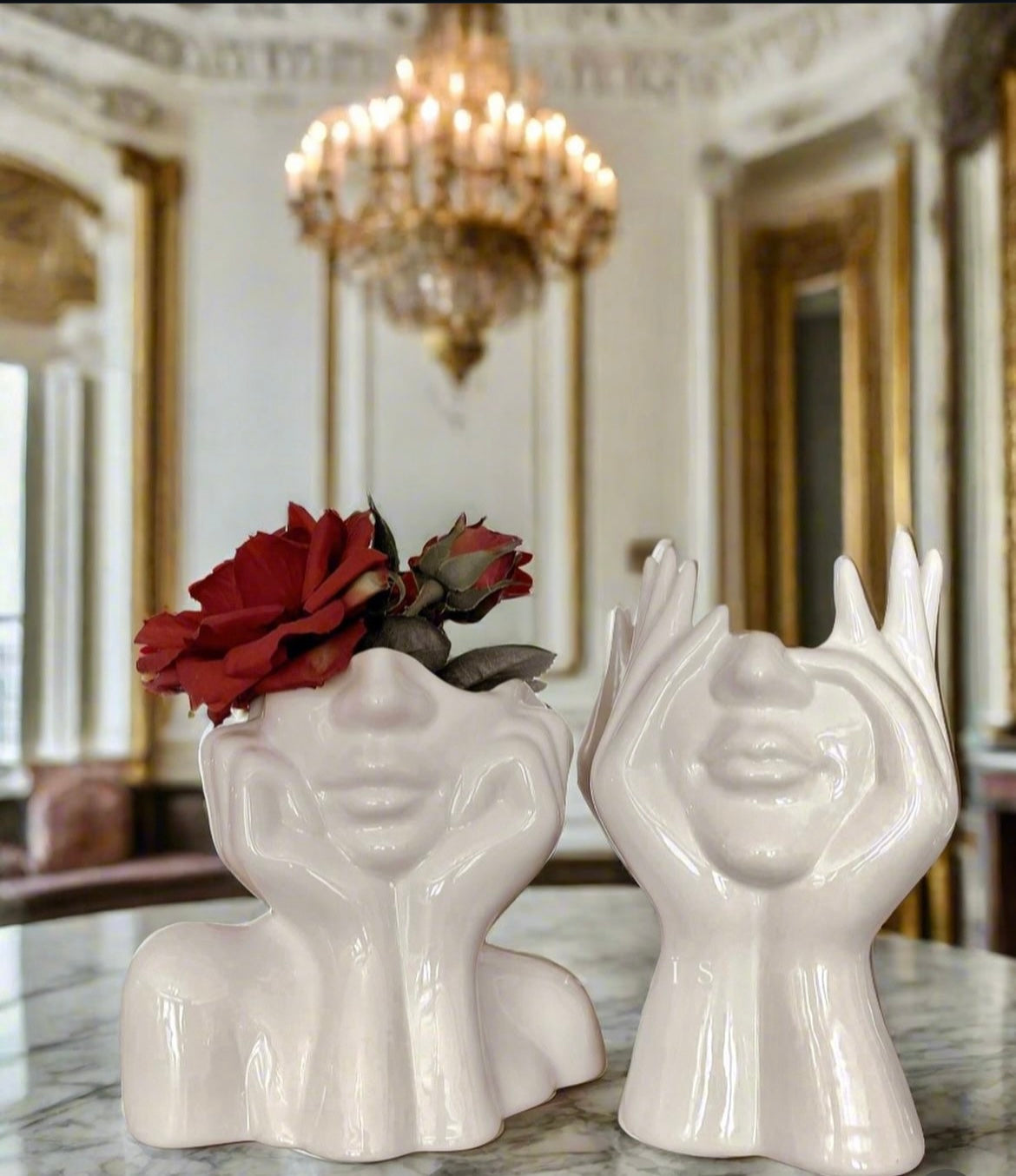 Moderni keraminė vaza – meninė skulptūra „Flora“