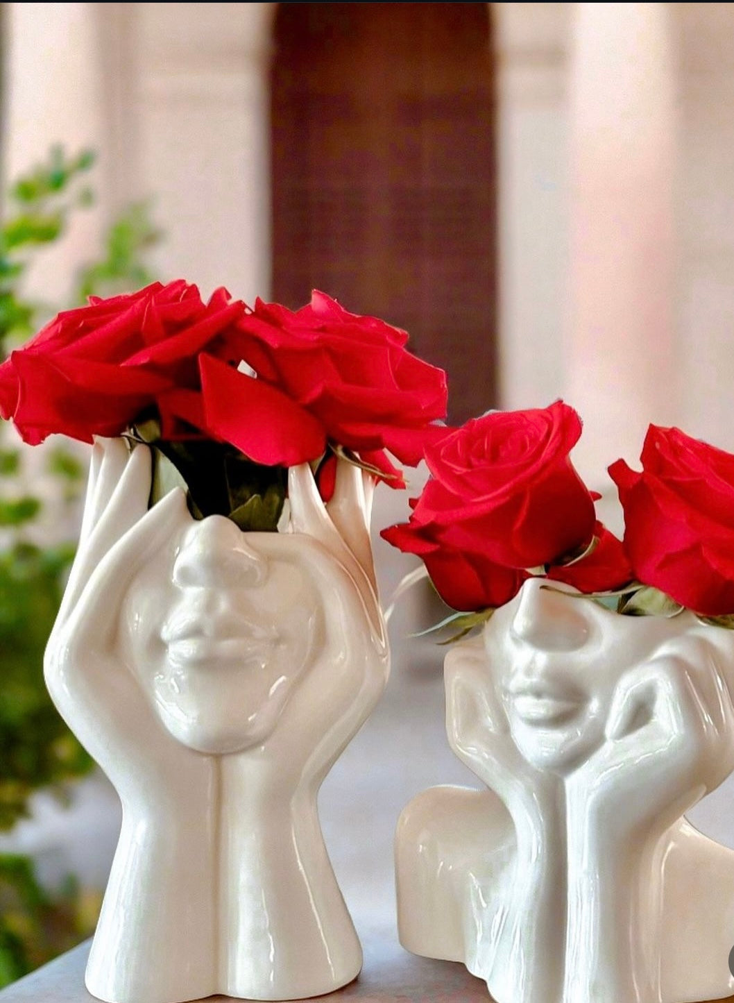 Moderni keraminė vaza – meninė skulptūra „Flora“