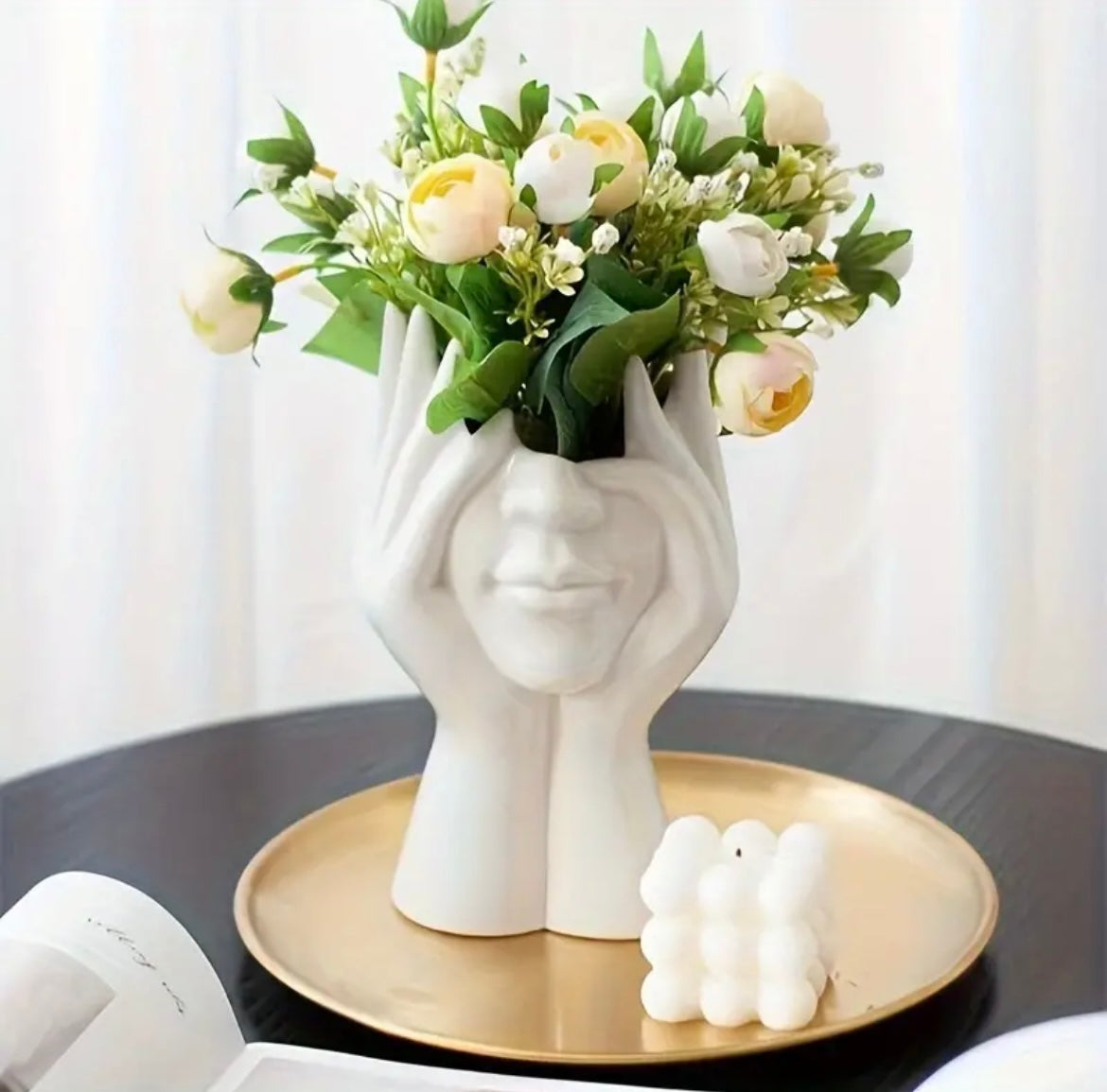 Moderni keraminė vaza – meninė skulptūra „Flora“