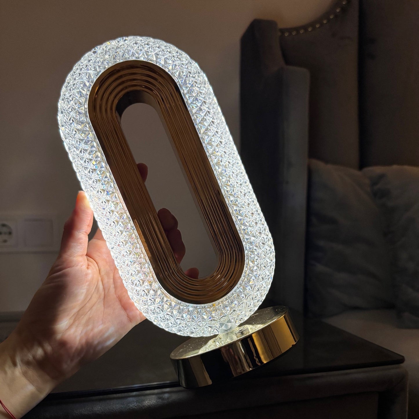 LED deimantinė lempa